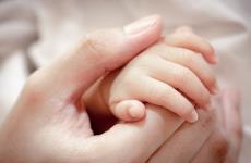 生孩子伟大唯美的语句 生孩子的伟大短句